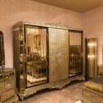 Yagmur wardrobe